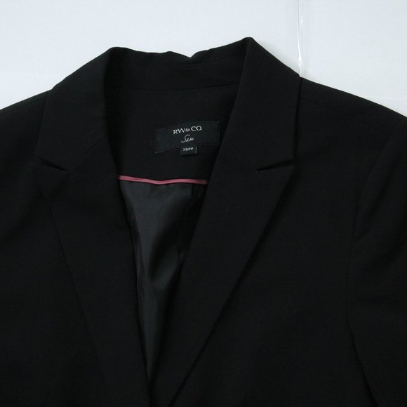RW & Co. Black Blazer - Picture 3 of 12